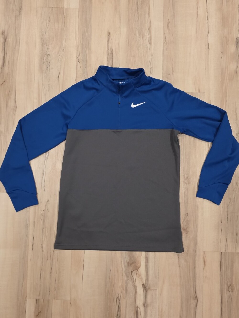 Nike Navy and White Golf Half-Zip Pullover M